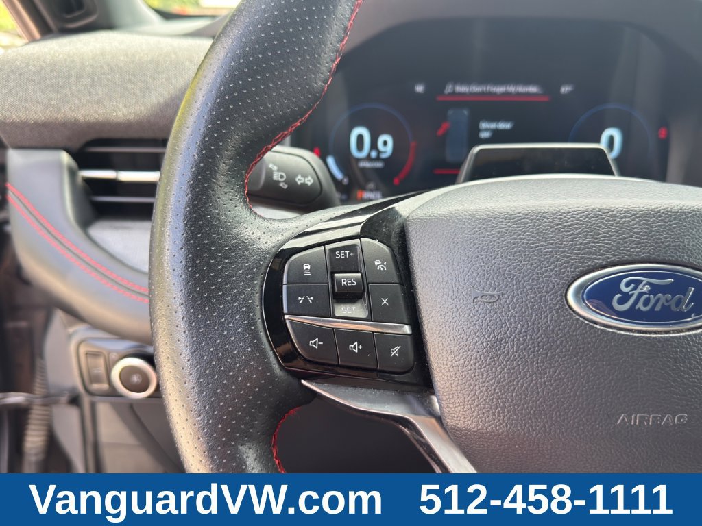 Used 2025 Ford Explorer ST-Line w/ ST-Line Street Pack AWD/4WD image 19