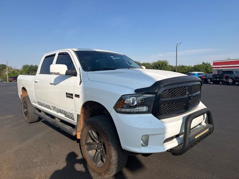 Used 2018 RAM 1500 Sport w/ Convenience Group AWD/4WD image 2