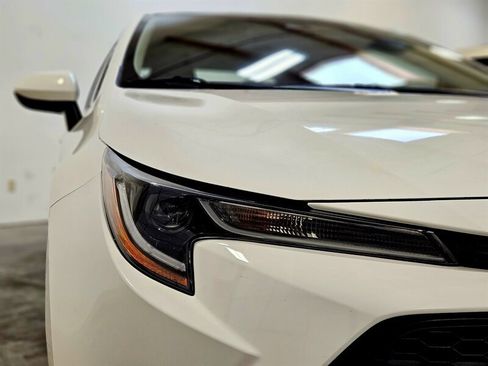 Used 2020 Toyota Corolla LE image 13