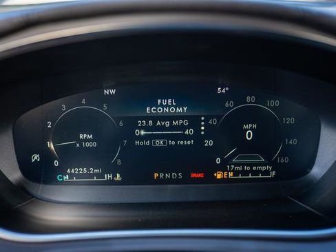 Used 2020 Lincoln Nautilus Reserve w/ Equipment Group 201A image 10