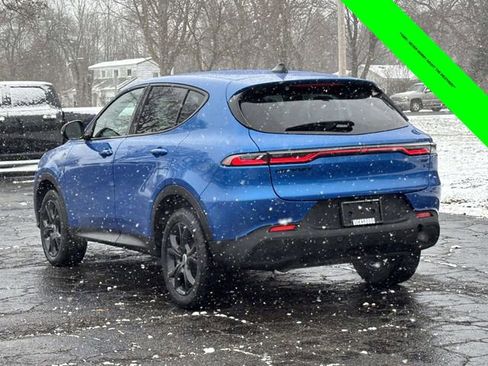 Used 2024 Dodge Hornet GT w/ GT Blacktop Package image 2