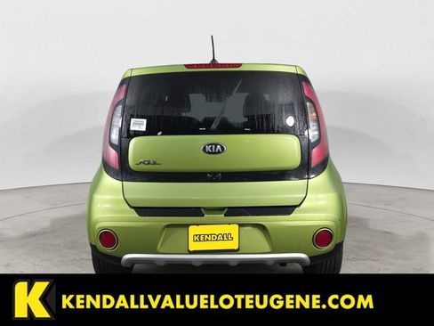 Used 2018 Kia Soul + image 4