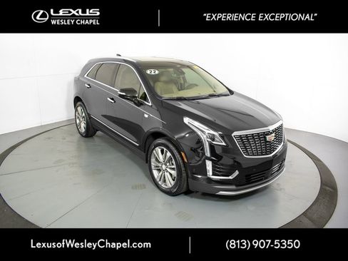 Used 2022 Cadillac XT5 Premium Luxury w/ Platinum Package image 2
