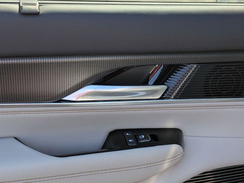New 2026 Jeep Grand Wagoneer Summit AWD/4WD image 23