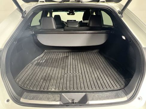 Used 2021 Toyota Venza XLE w/ Softex Package image 26