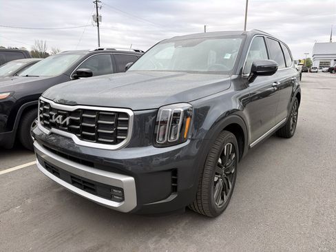 Used 2024 Kia Telluride SX Prestige image 3