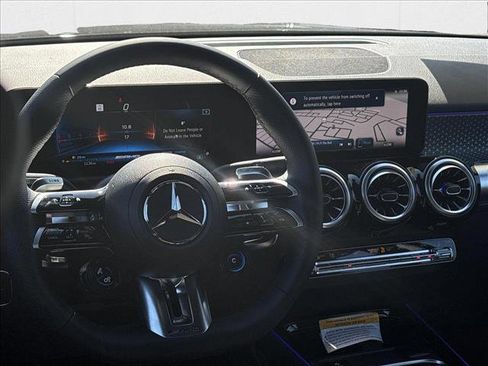 New 2025 Mercedes-Benz GLB 35 AMG 4MATIC image 18
