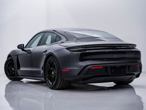 Certified 2025 Porsche Taycan image 3