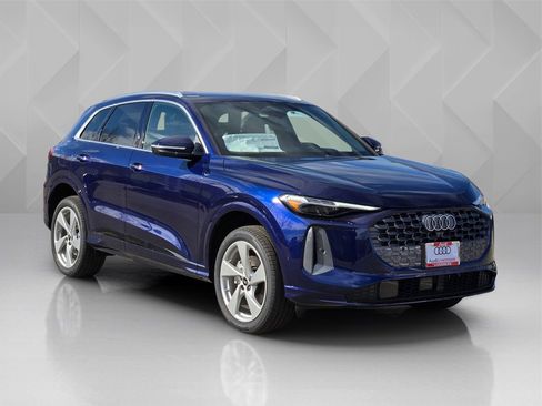 New 2025 Audi Q5 Premium Plus image 8