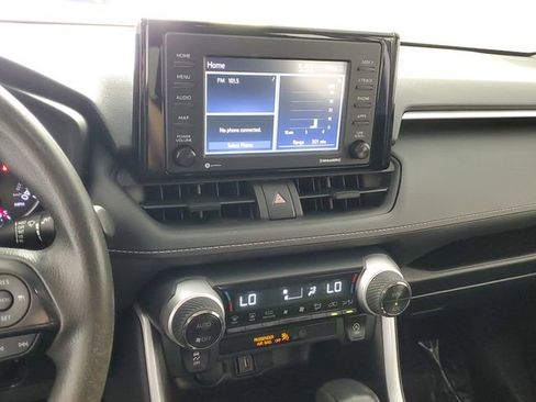 Used 2022 Toyota RAV4 XLE w/ Convenience Package image 29