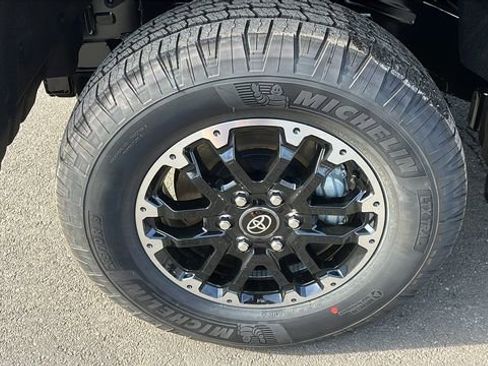 New 2025 Toyota Tundra SR5 image 5