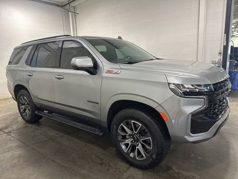 Used 2024 Chevrolet Tahoe Z71 w/ Luxury Package image 3