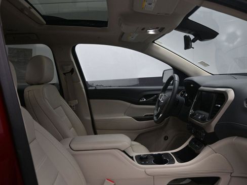 Used 2023 GMC Acadia Denali w/ Denali Ultimate Package image 12