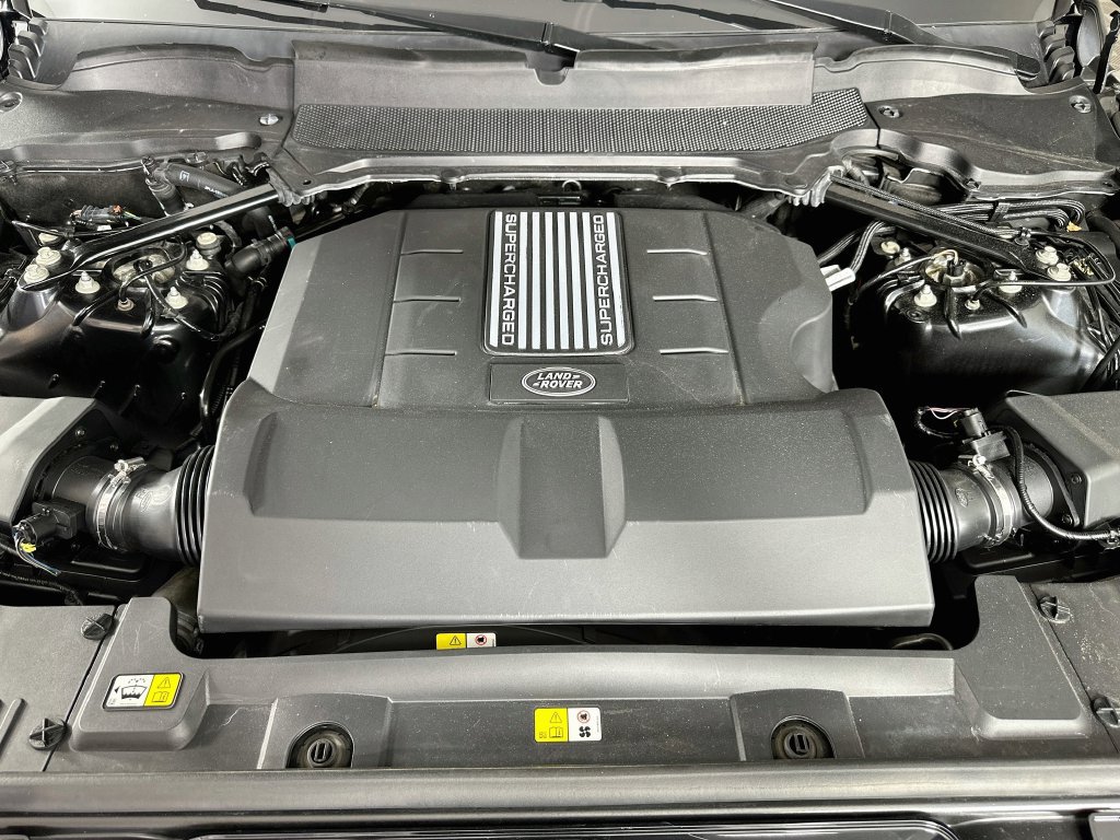 Used 2018 Land Rover Range Rover Sport HSE Dynamic AWD/4WD image 38