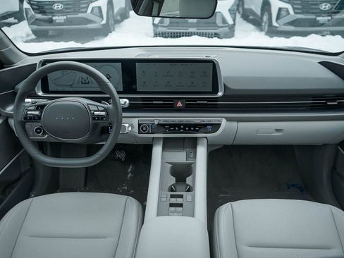 New 2025 Hyundai Ioniq 6 SEL image 11