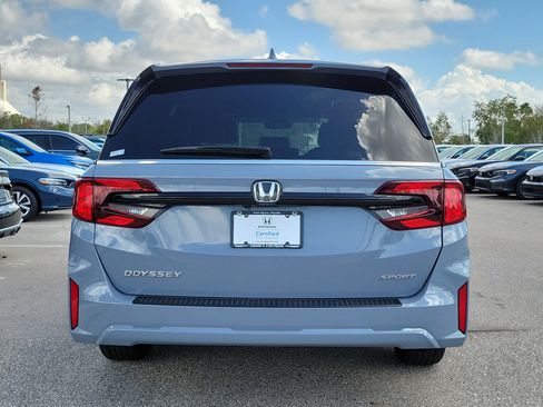 Certified 2025 Honda Odyssey Sport-L image 5