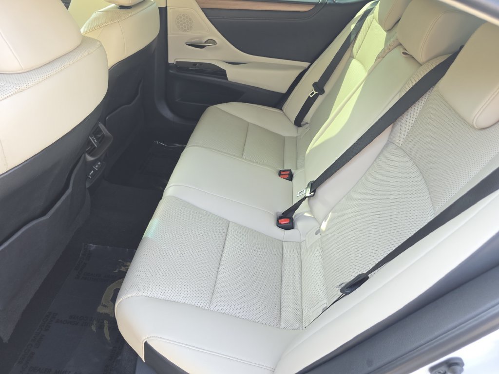 Certified 2023 Lexus ES 350 w/ Premium Package FWD image 19