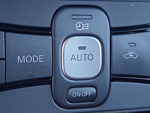 Used 2023 Nissan Leaf SV Plus image 26