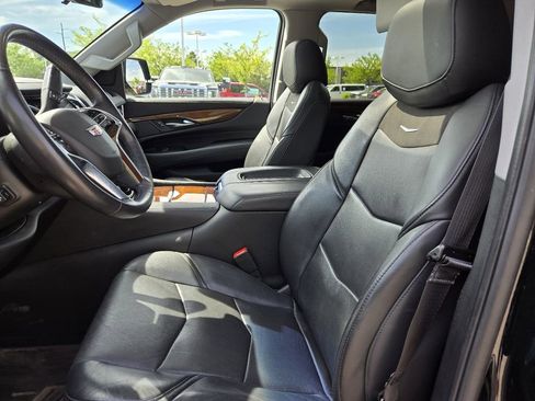 Used 2020 Cadillac Escalade Premium Luxury w/ Escalade Sport Edition AWD/4WD image 2