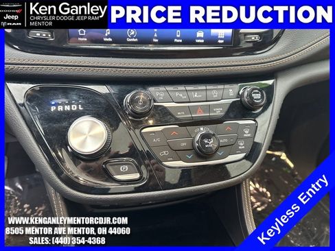 Certified 2021 Chrysler Pacifica Pinnacle image 17