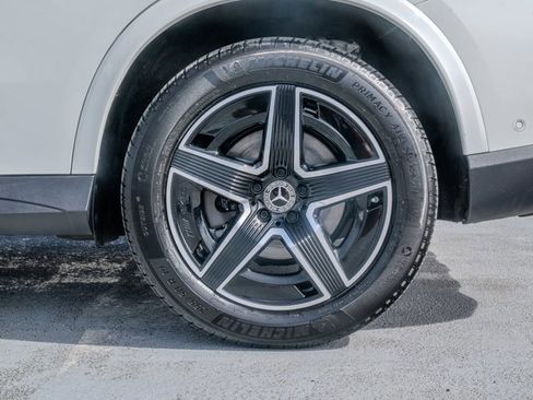 Certified 2025 Mercedes-Benz GLC 300 4MATIC image 13