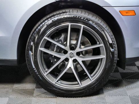 Used 2026 Porsche Macan AWD/4WD image 37
