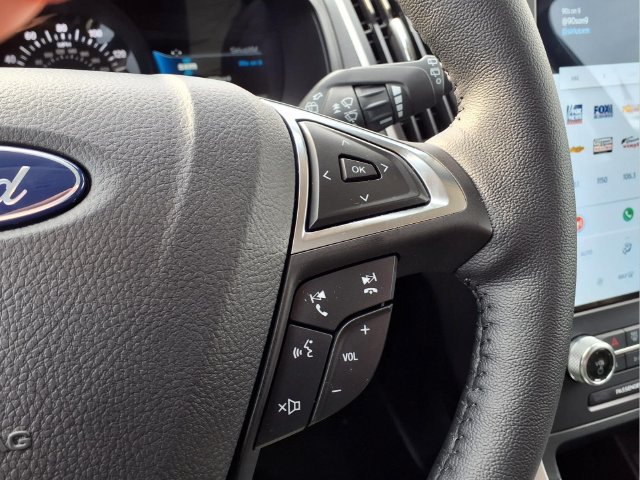 Used 2024 Ford Edge SEL w/ Convenience Package AWD/4WD image 29