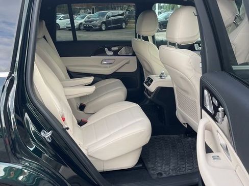 Used 2024 Mercedes-Benz GLS 450 4MATIC image 15