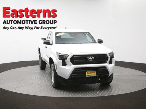 Used 2025 Toyota Tacoma SR RWD image 47