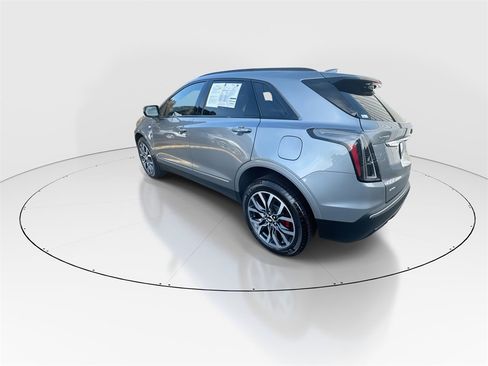 Used 2025 Cadillac XT5 Sportv w/ LPO, Floor Liner Package image 6