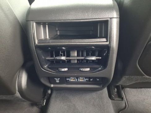 Certified 2023 Jeep Grand Cherokee Limited image 13