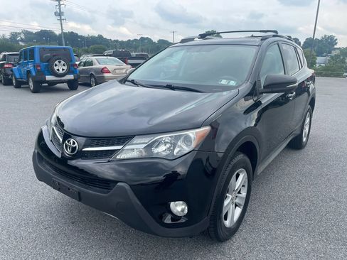 Used 2013 Toyota RAV4 XLE AWD/4WD image 24