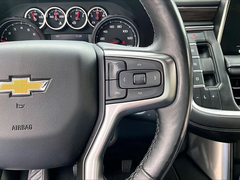 Used 2021 Chevrolet Tahoe LT w/ LT Signature Package RWD image 27