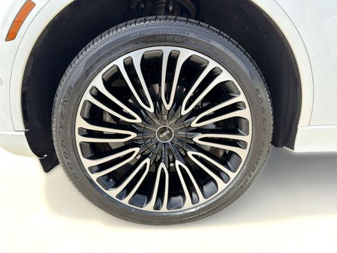Used 2020 Lincoln Aviator Black Label w/ Dynamic Handling Package AWD/4WD image 11