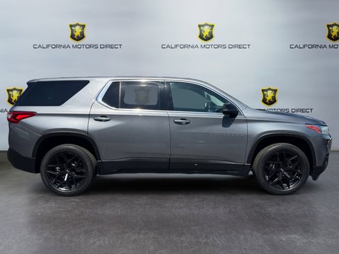 Used 2021 Chevrolet Traverse LS FWD image 6