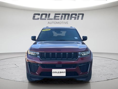 New 2026 Jeep Grand Cherokee Altitude AWD/4WD image 8