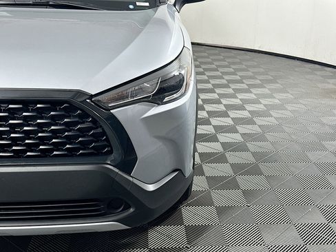 Certified 2025 Toyota Corolla Cross L FWD image 9