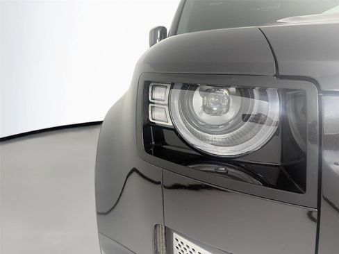 Used 2025 Land Rover Defender 110 S AWD/4WD image 25