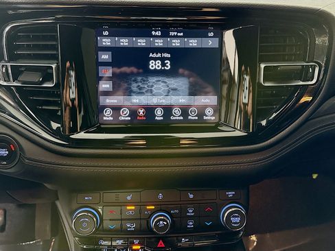 Used 2023 Dodge Durango SXT RWD image 18