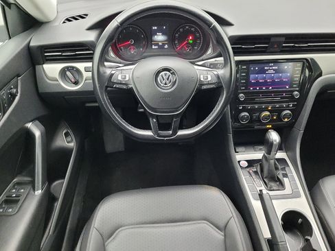 Used 2020 Volkswagen Passat 2.0T SE FWD image 22
