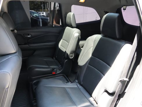 Used 2018 Honda Pilot Elite image 37