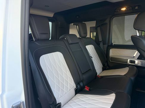 Used 2024 Mercedes-Benz G 550 G 550 image 29