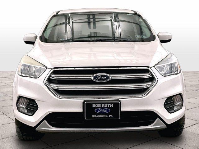 Used 2017 Ford Escape SE AWD/4WD image 3