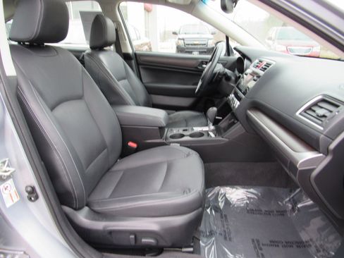 Used 2016 Subaru Legacy 2.5i Limited image 6