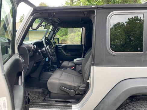 Used 2012 Jeep Wrangler Sport AWD/4WD image 15