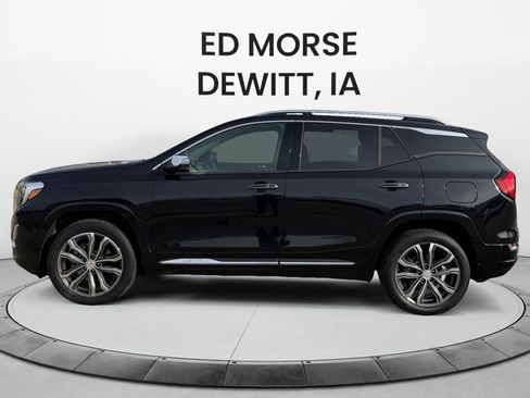 Used 2020 GMC Terrain Denali w/ Denali Premium Package image 2
