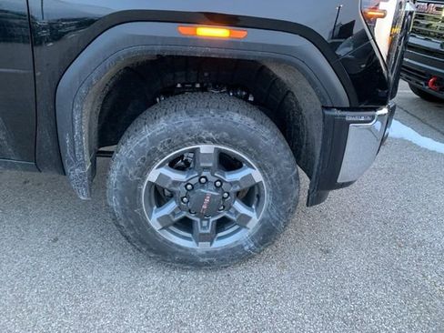 New 2026 GMC Sierra 2500 SLE w/ SLE Value Package; image 2