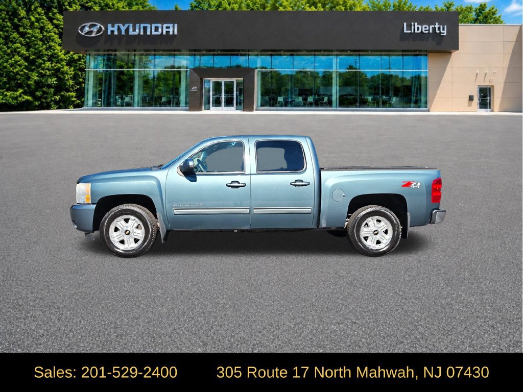 Used 2010 Chevrolet Silverado 1500 LTZ w/ LTZ Plus Package AWD/4WD image 2