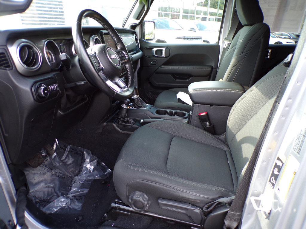 Used 2021 Jeep Wrangler Unlimited Sahara AWD/4WD image 16
