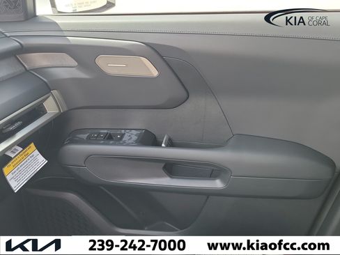 New 2027 Kia Telluride LX FWD image 28